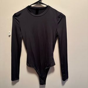 Long sleeve body suit
